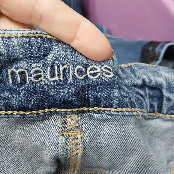 3091 Size 22 Maurices Upcycled Long Bell-Bottoms With Raw Hem. - Picture 8 of 9